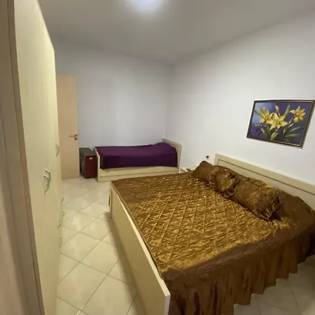 Apartment Apartment